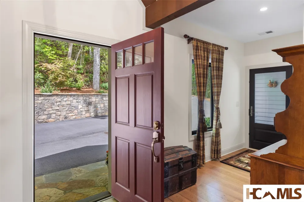 3164 W Club Blvd Lake Toxaway, NC 28747