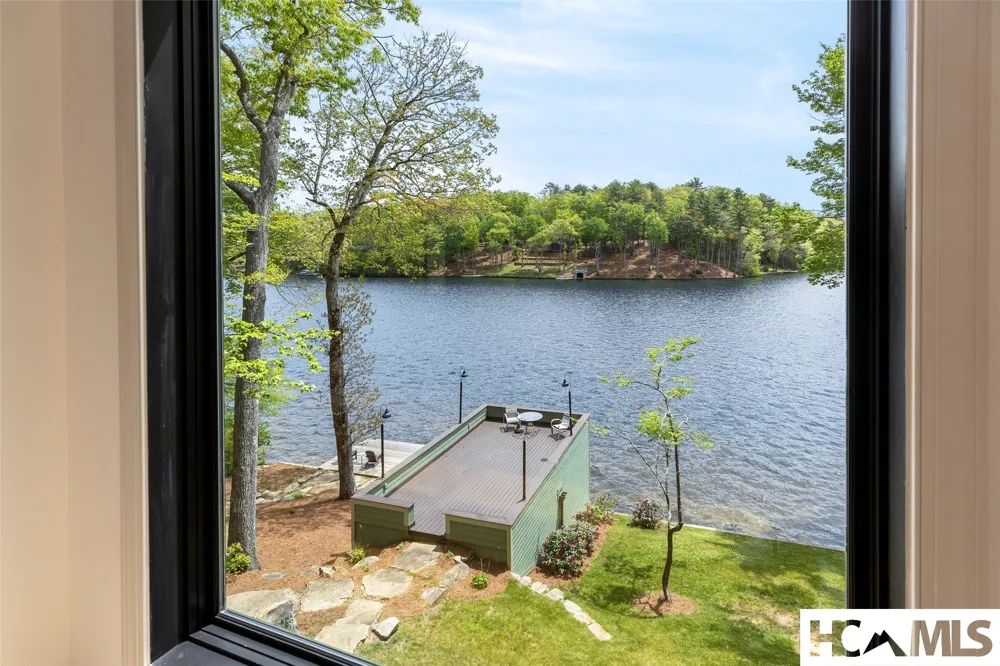 3164 W Club Blvd Lake Toxaway, NC 28747