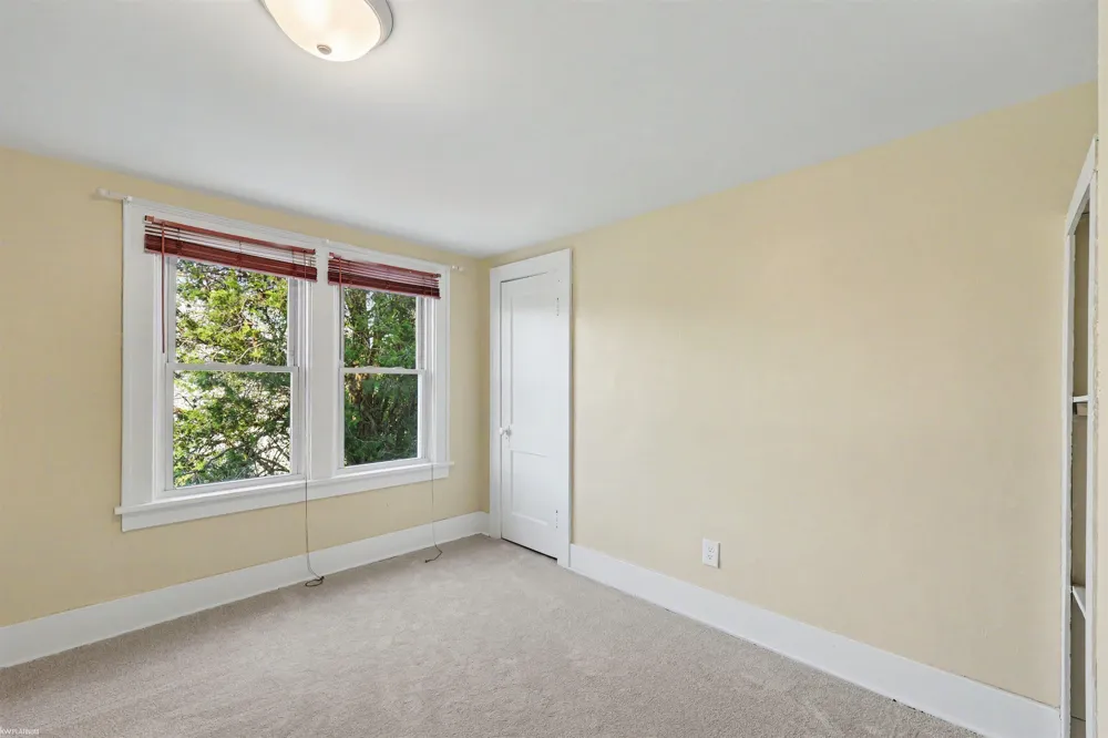 1568 Campau Avenue Port Huron Charter Township, MI 48060