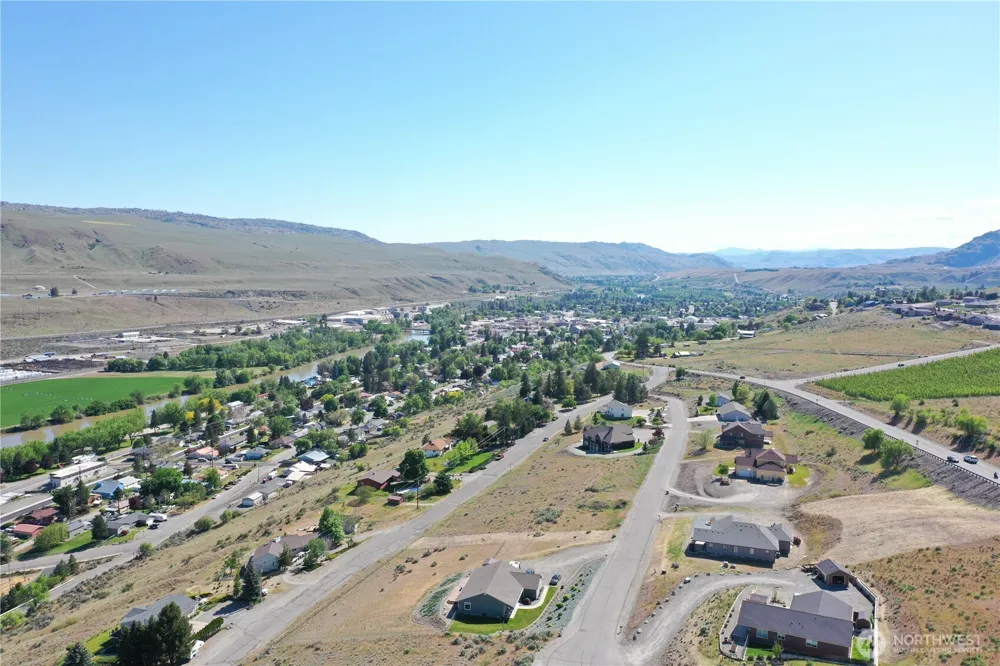 1308 Mansfield Drive Okanogan, WA 98840
