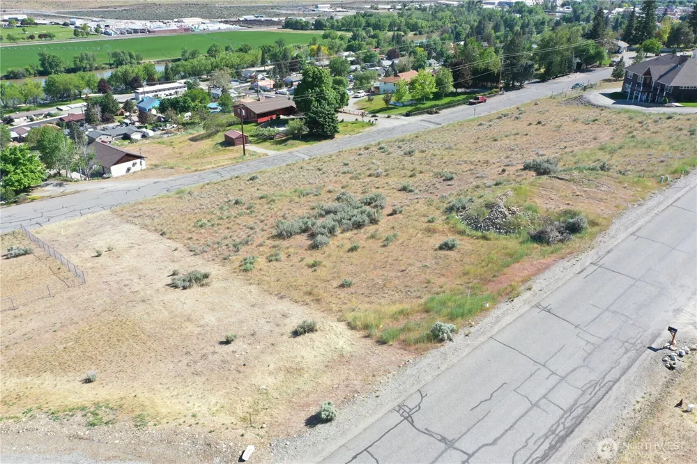 1308 Mansfield Drive Okanogan, WA 98840