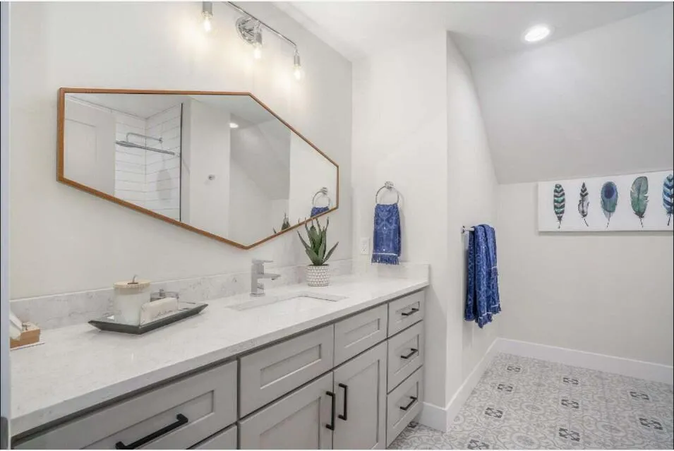 2330 Elinor Lane SE #6D East Grand Rapids City, MI 49506