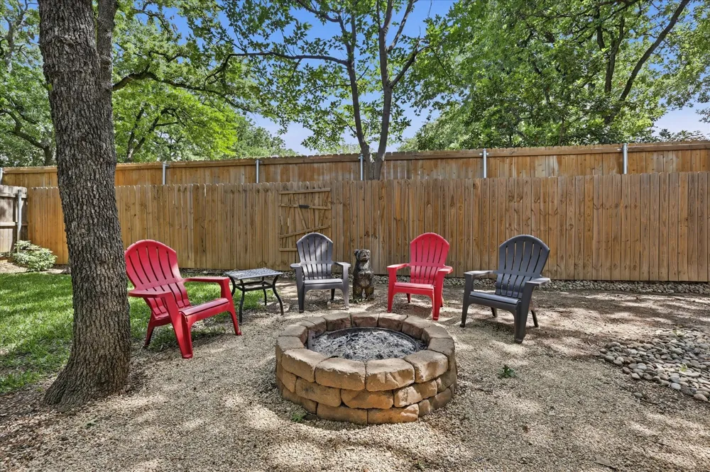 805 Highland Lakes Court Keller, TX 76248