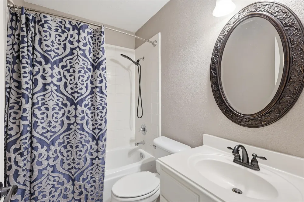 805 Highland Lakes Court Keller, TX 76248