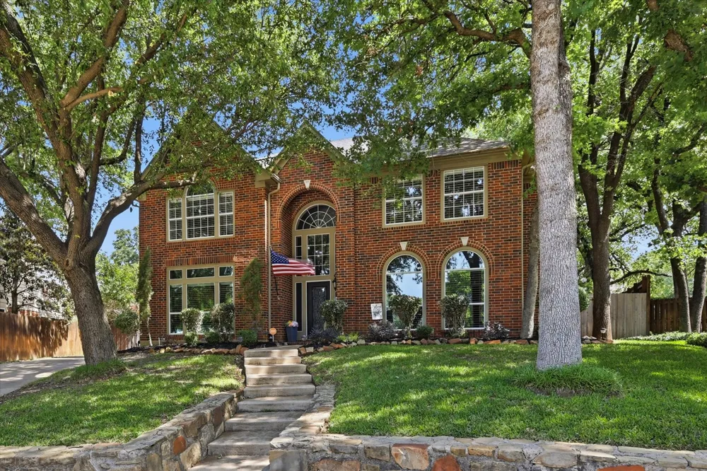 805 Highland Lakes Court Keller, TX 76248