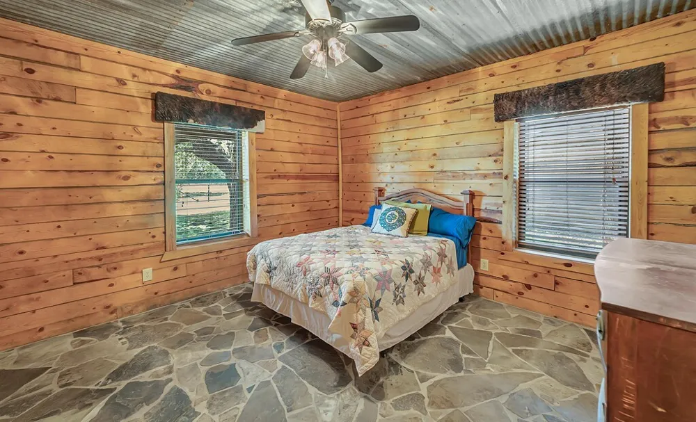 8606 Fm 219 Clifton, TX 76634