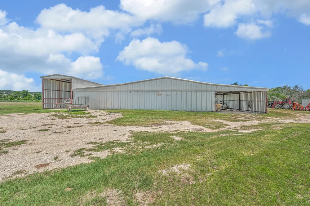 8606 Fm 219 Clifton, TX 76634