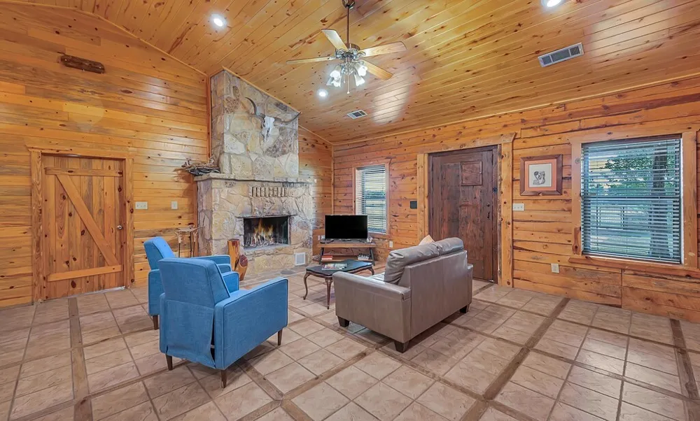 8606 Fm 219 Clifton, TX 76634