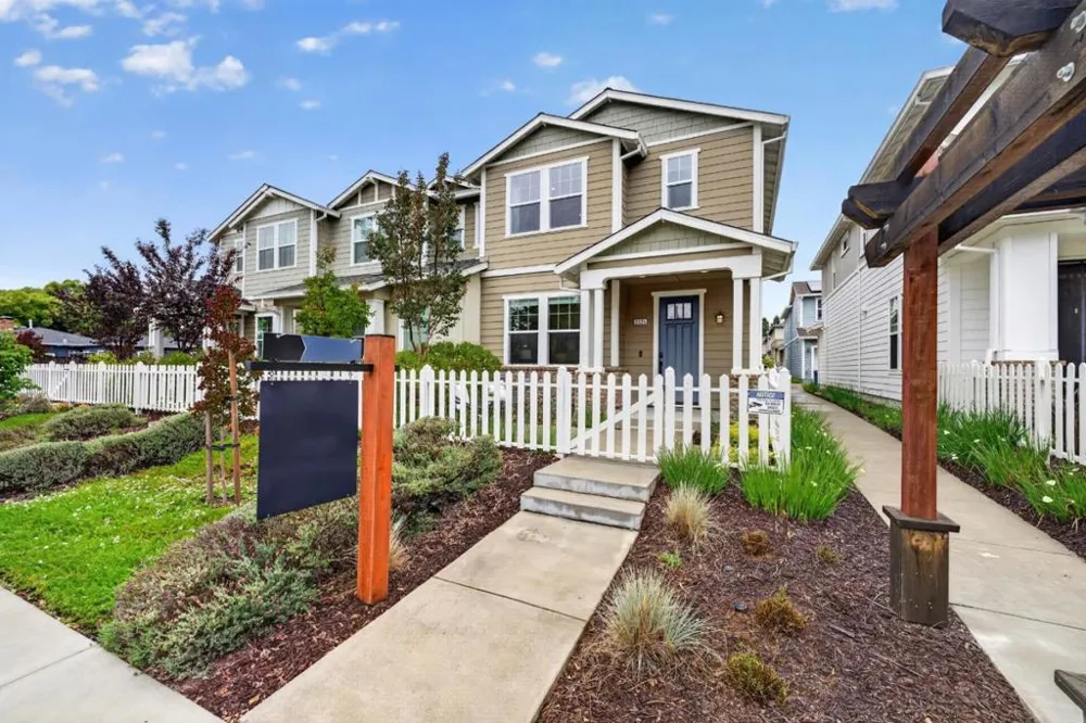 3525 Teeling Court Castro Valley, CA 94546