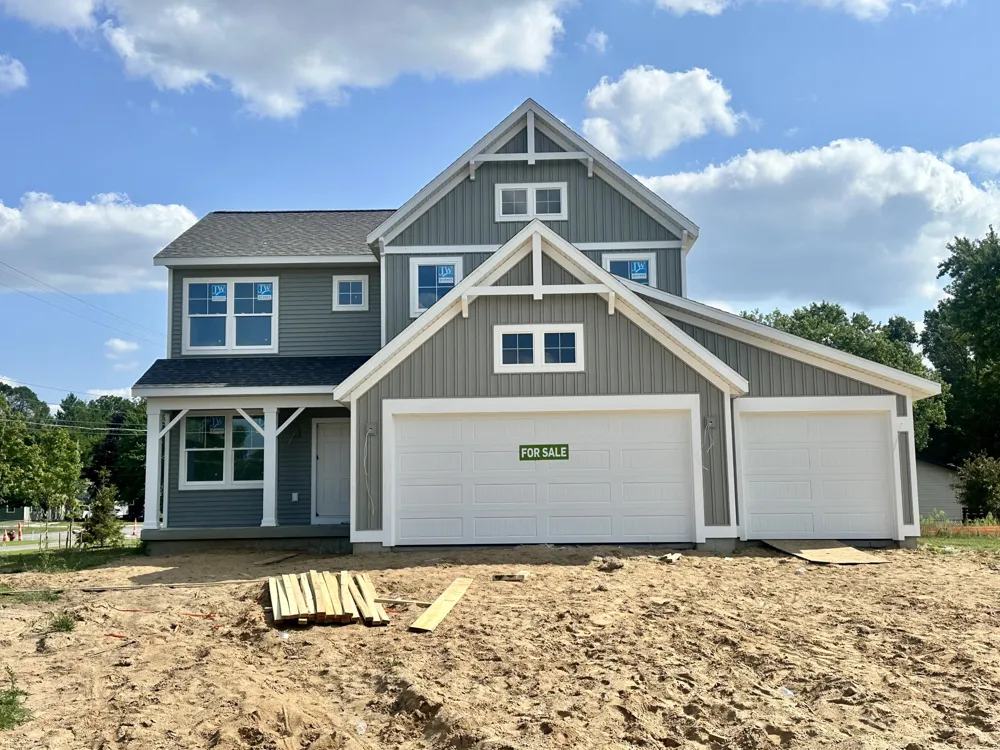 2190 Emerald Shore Circle Grand Rapids, MI 49525