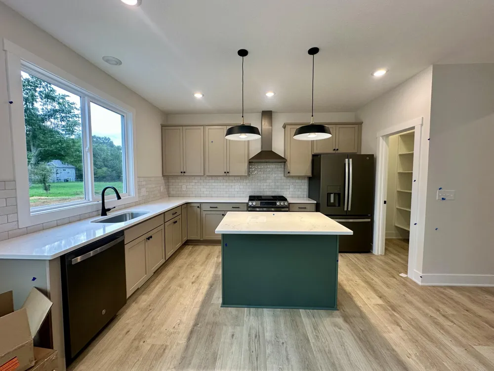 2190 Emerald Shore Circle Grand Rapids, MI 49525