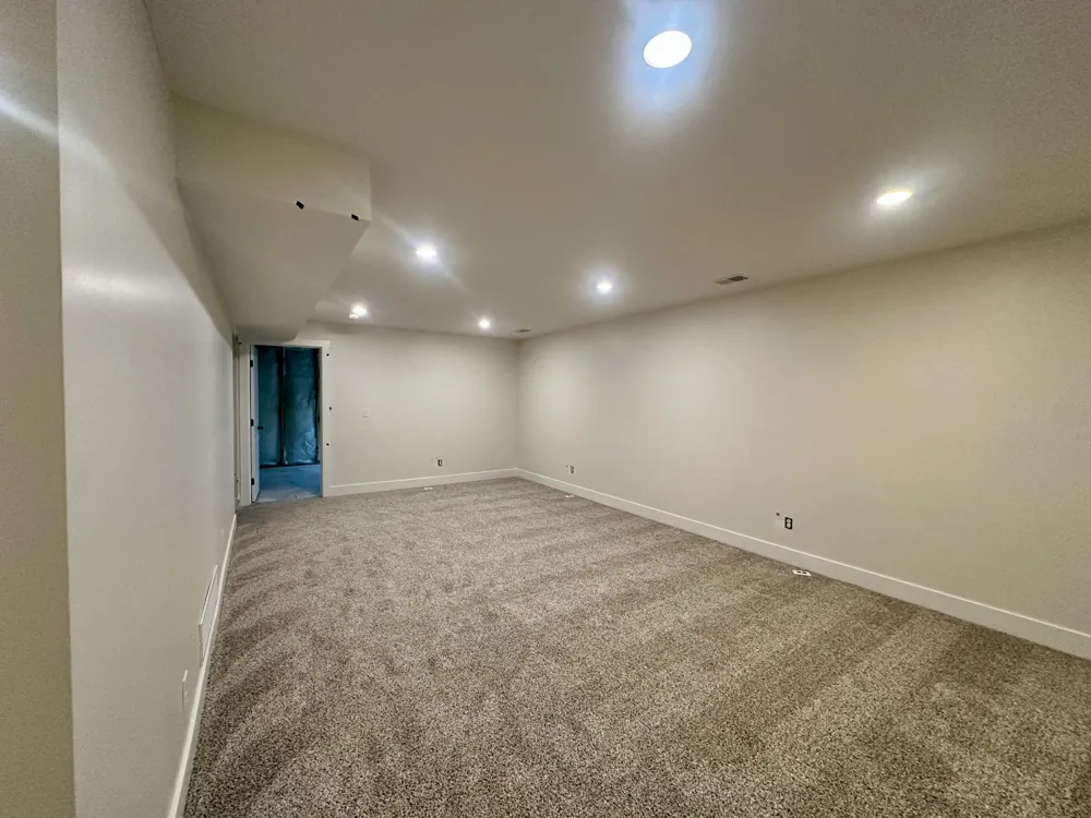 2190 Emerald Shore Circle Grand Rapids, MI 49525