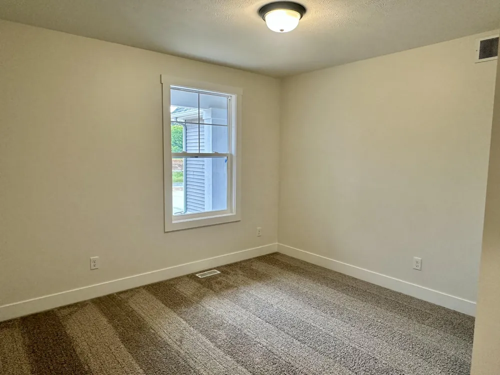 2193 Emerald Shore Circle Grand Rapids, MI 49525