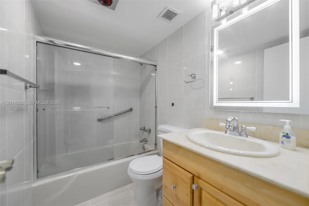 1950 S Ocean Dr #17N Hallandale Beach, FL 33009