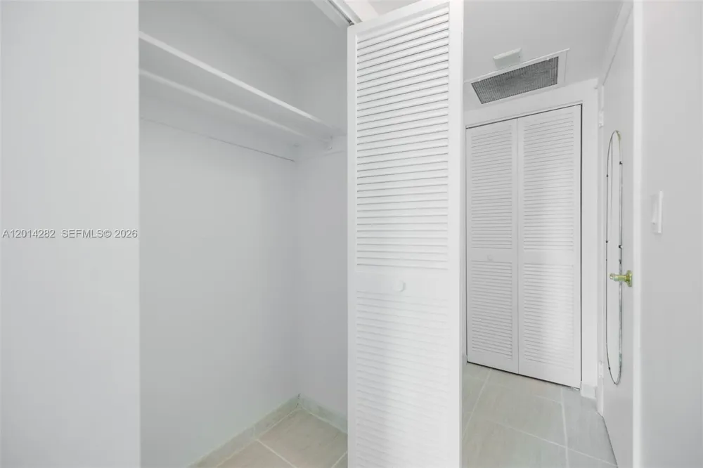 1950 S Ocean Dr #17N Hallandale Beach, FL 33009