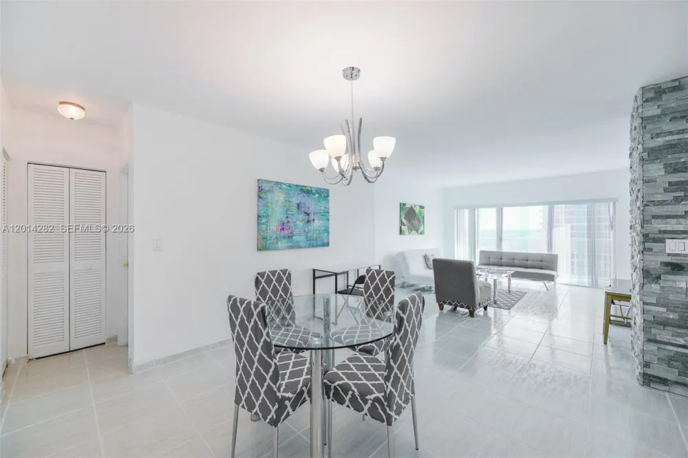 1950 S Ocean Dr #17N Hallandale Beach, FL 33009