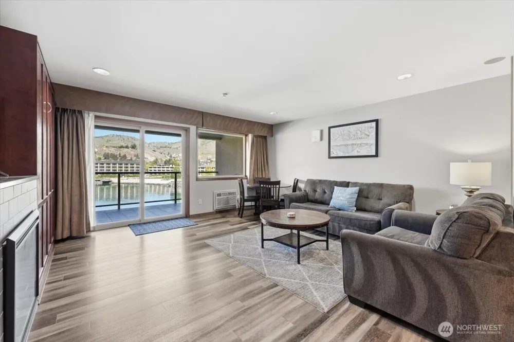 322 W Woodin Avenue #642 Chelan, WA 98816
