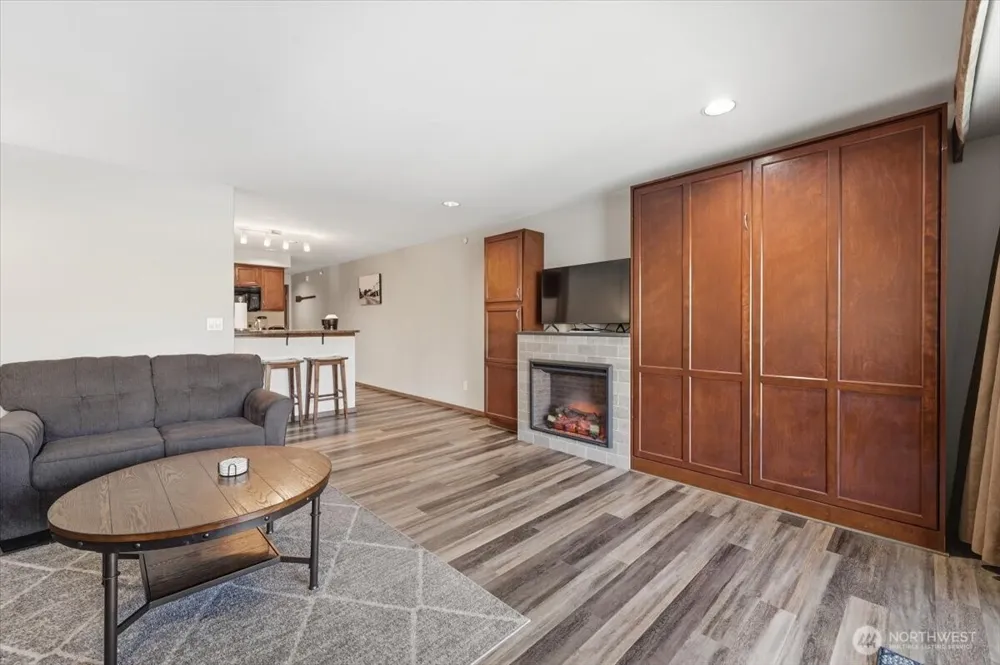 322 W Woodin Avenue #642 Chelan, WA 98816
