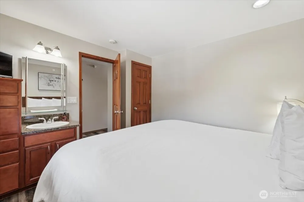322 W Woodin Avenue #642 Chelan, WA 98816