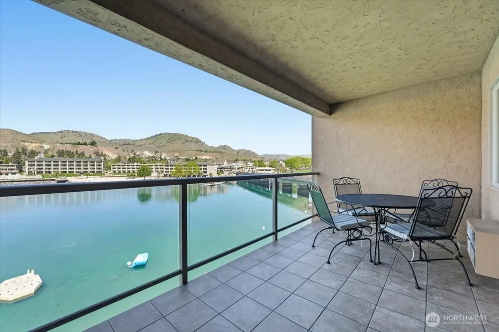 322 W Woodin Avenue #642 Chelan, WA 98816