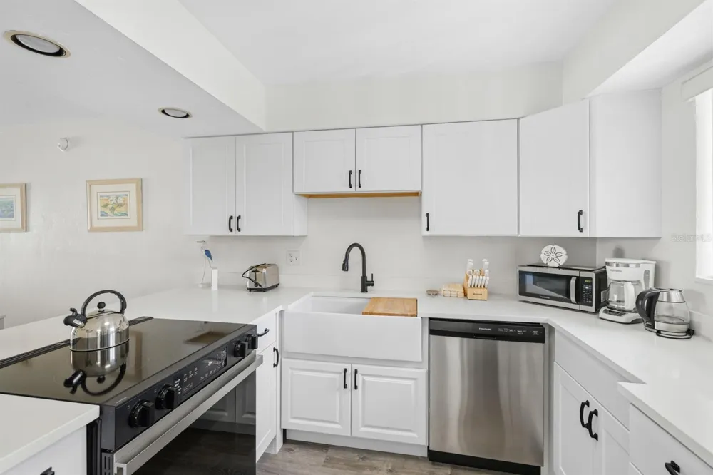 1801 GULF DRIVE #184 Bradenton Beach, FL 34217