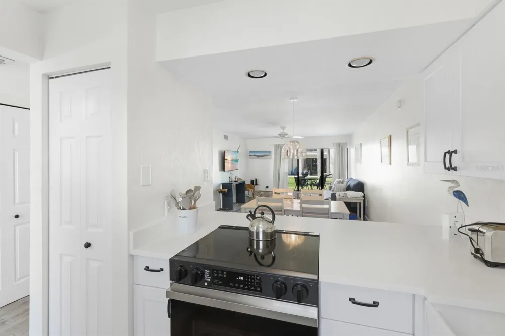 1801 GULF DRIVE #184 Bradenton Beach, FL 34217