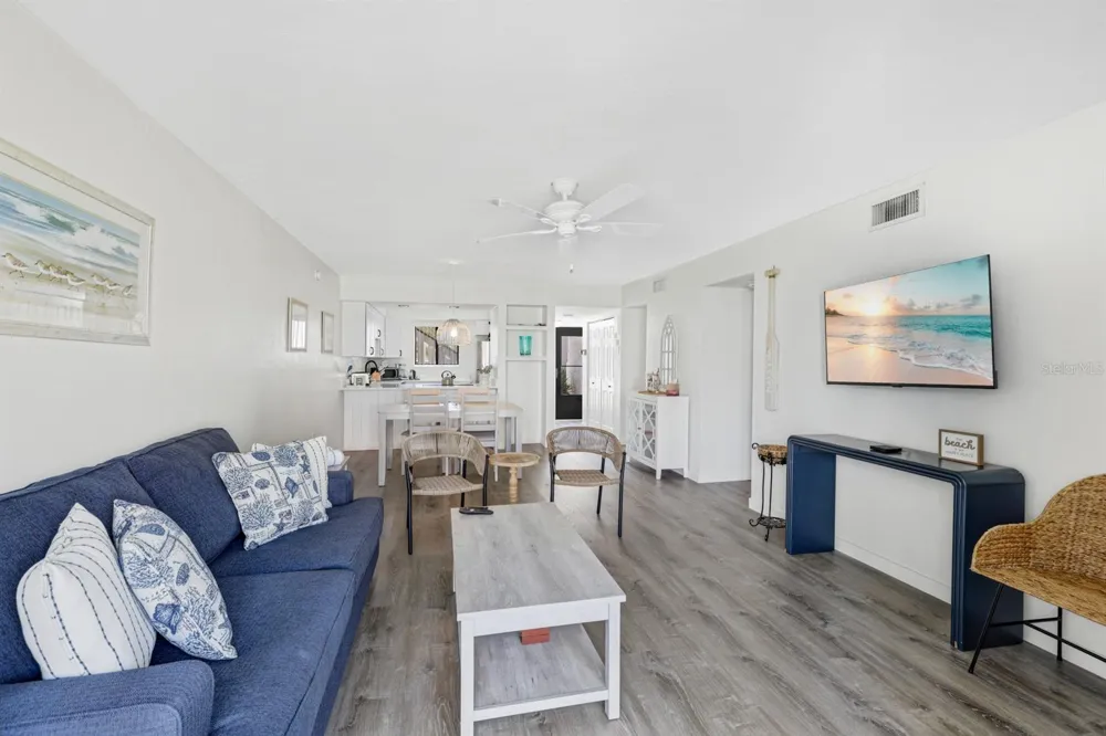 1801 GULF DRIVE #184 Bradenton Beach, FL 34217