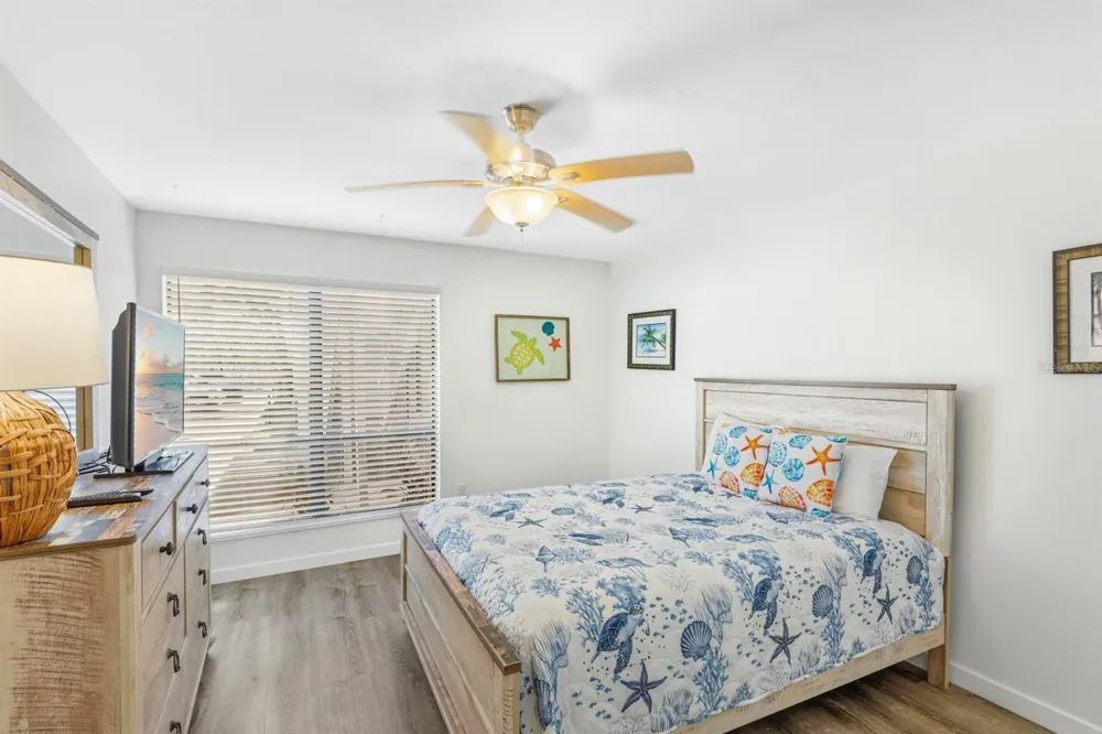 1801 GULF DRIVE #184 Bradenton Beach, FL 34217