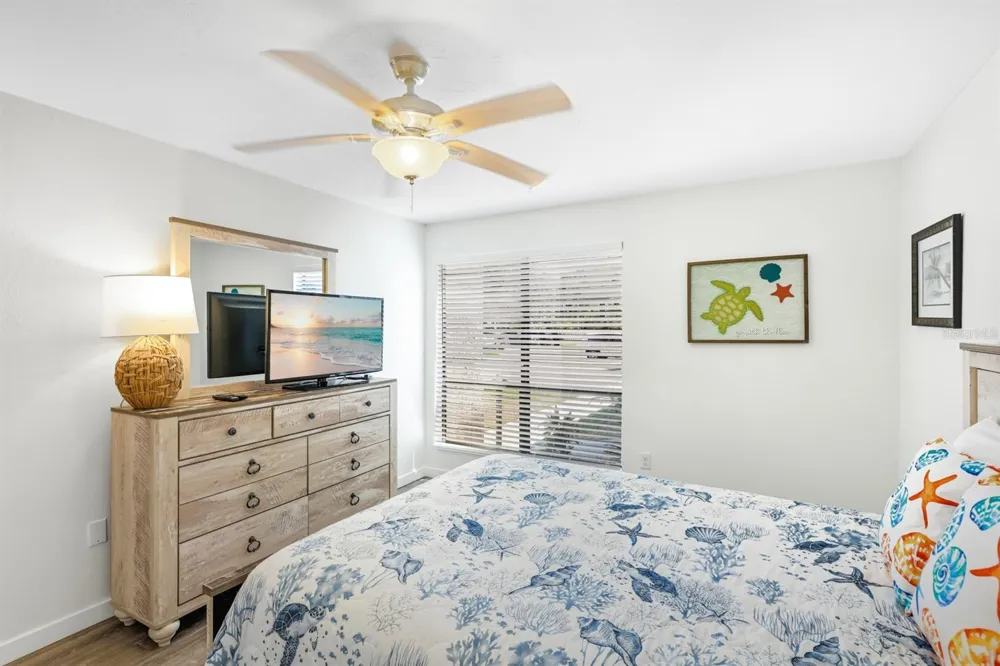 1801 GULF DRIVE #184 Bradenton Beach, FL 34217
