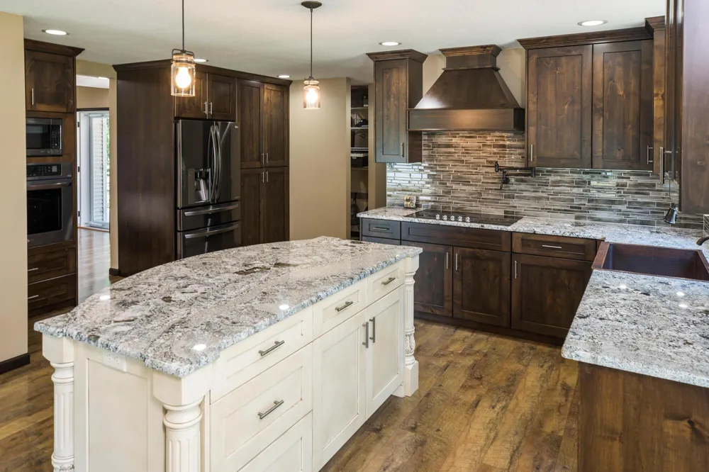 9077 82nd Avenue NE Spicer, MN 56288