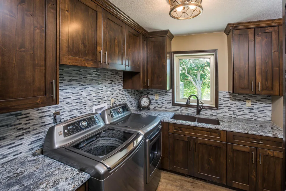 9077 82nd Avenue NE Spicer, MN 56288