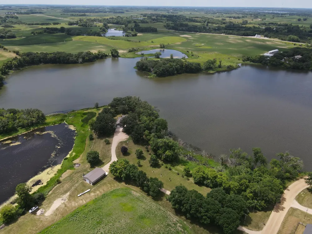 9077 82nd Avenue NE Spicer, MN 56288