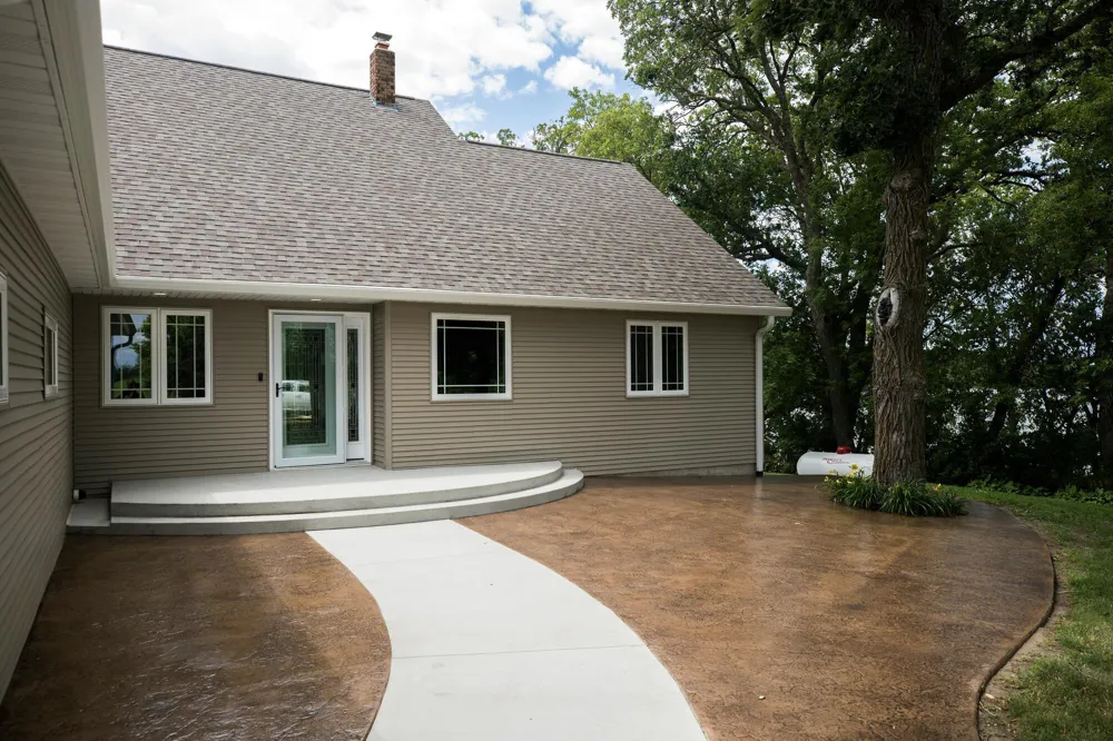 9077 82nd Avenue NE Spicer, MN 56288