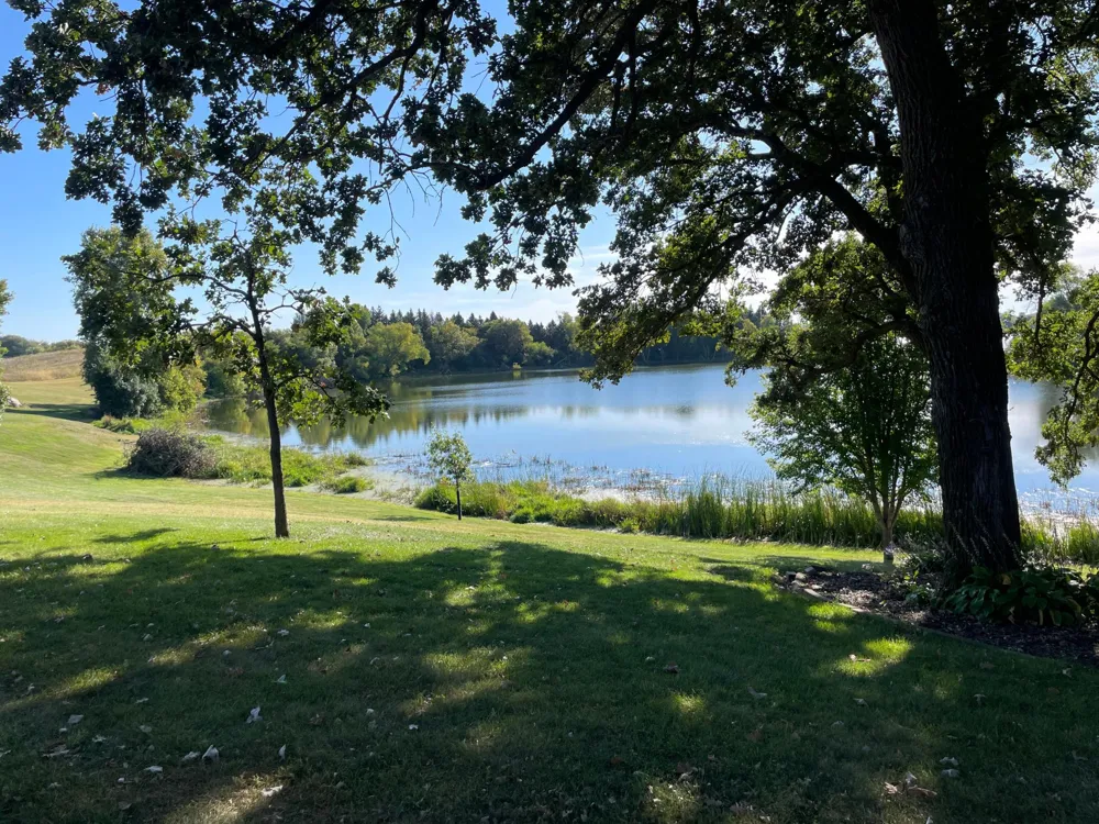 9077 82nd Avenue NE Spicer, MN 56288