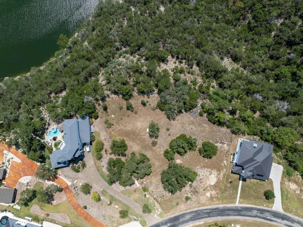 7220 Getaway Drive Jonestown, TX 78645