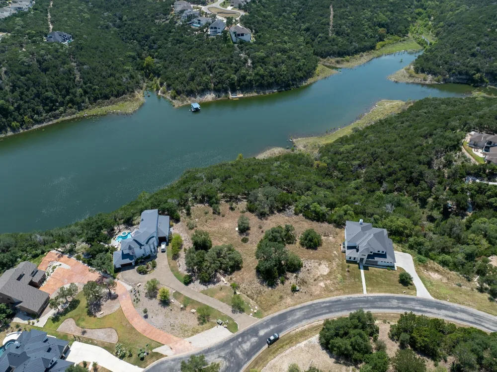 7220 Getaway Drive Jonestown, TX 78645
