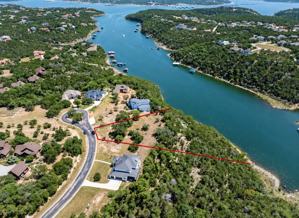 7220 Getaway Drive Jonestown, TX 78645