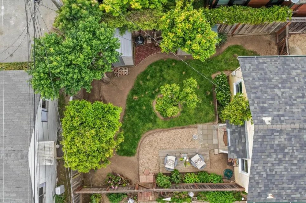 4630 Jewel Street Capitola, CA 95010