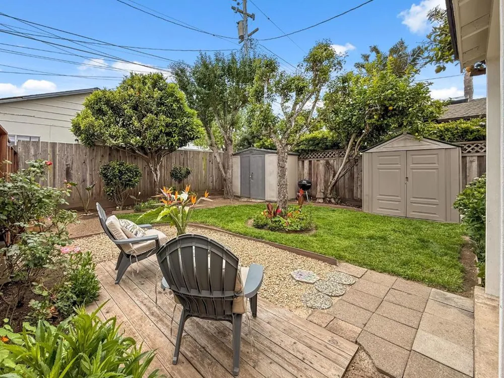 4630 Jewel Street Capitola, CA 95010