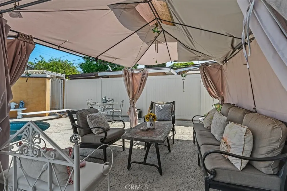 2113 W Niobe Anaheim, CA 92804