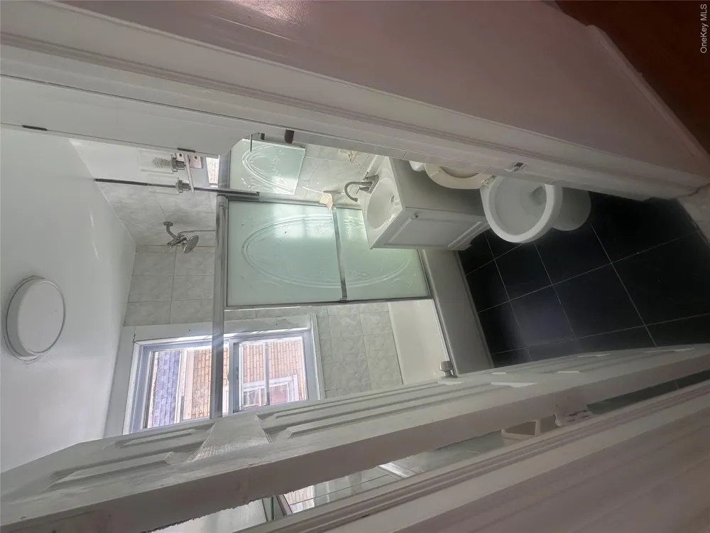 421 S 10th Avenue Mount Vernon, NY 10550