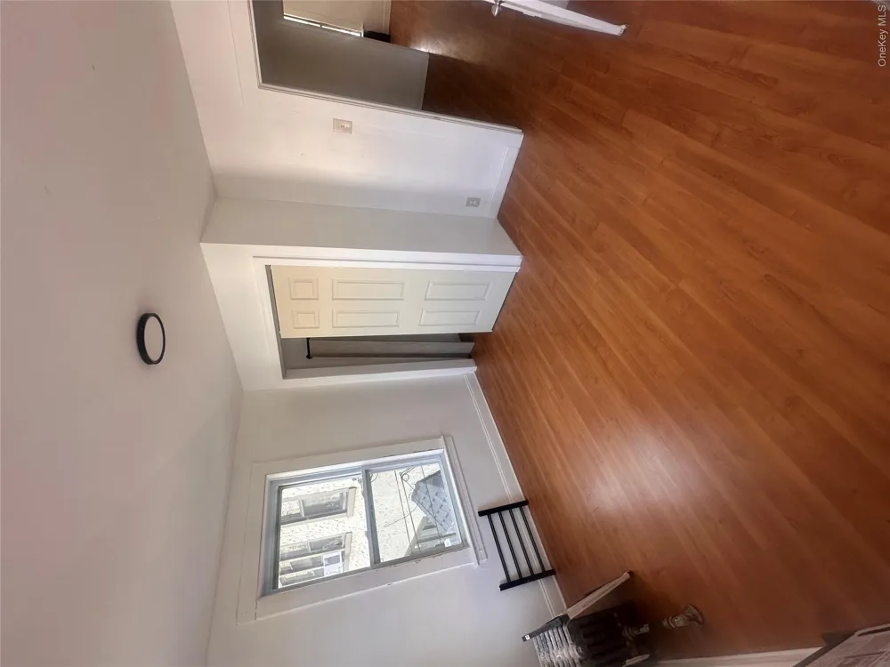 421 S 10th Avenue Mount Vernon, NY 10550