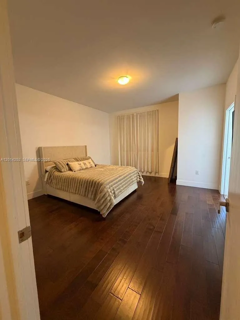 7187 NW 103 PATH #7187 Miami, FL 33178