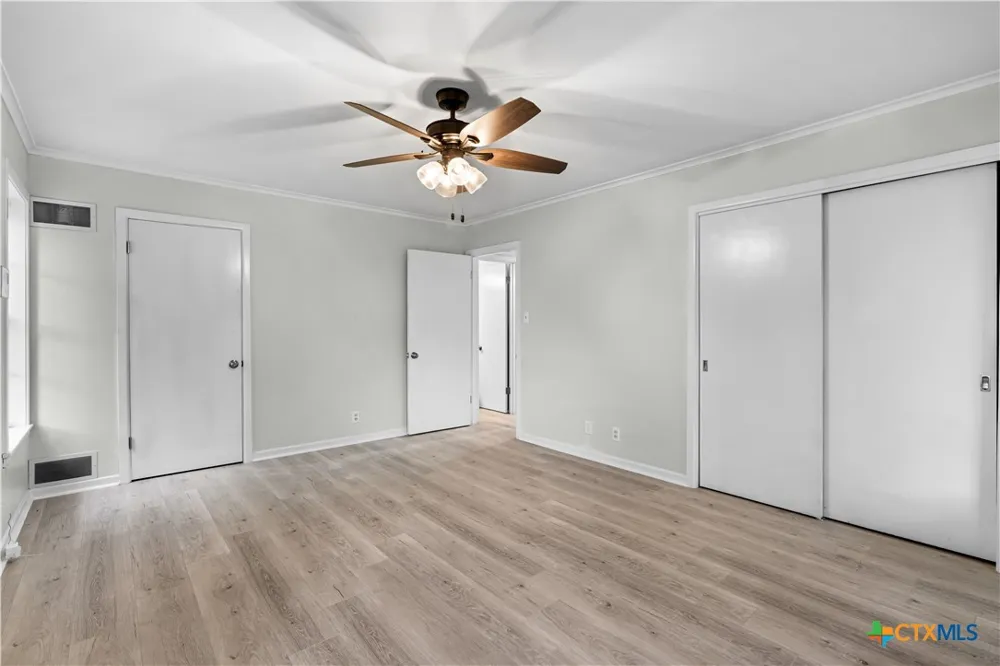 1412 E Leon Street Gatesville, TX 76528