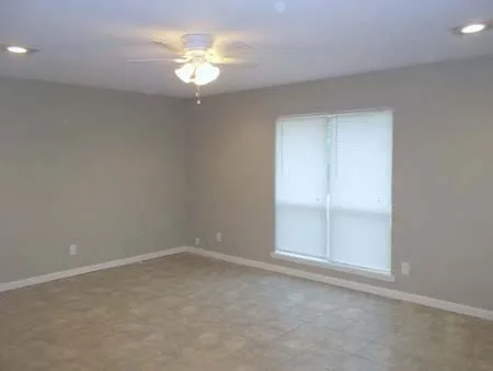 1504 Cardinal Drive Ennis, TX 75119
