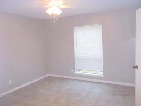 1504 Cardinal Drive Ennis, TX 75119