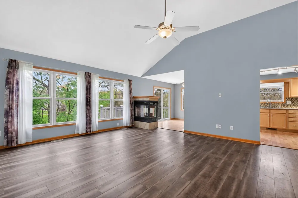2112 Scenic Hills Drive Leoni Township, MI 49201