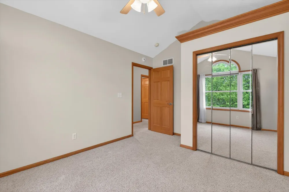 2112 Scenic Hills Drive Leoni Township, MI 49201