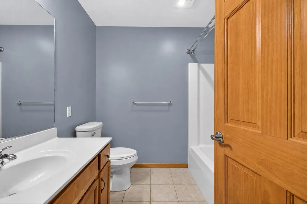 2112 Scenic Hills Drive Leoni Township, MI 49201