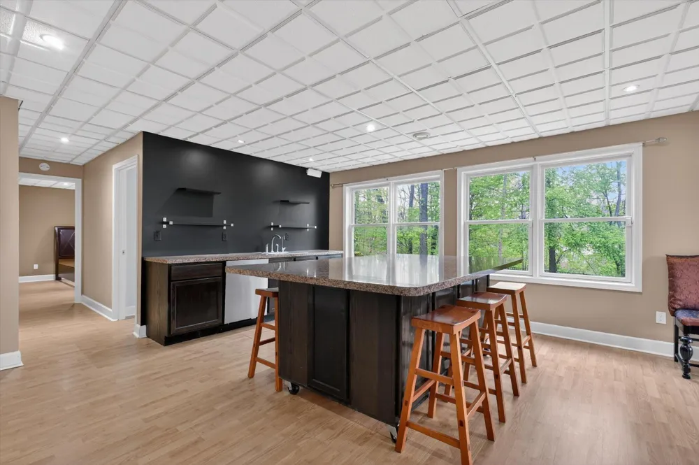 2112 Scenic Hills Drive Leoni Township, MI 49201